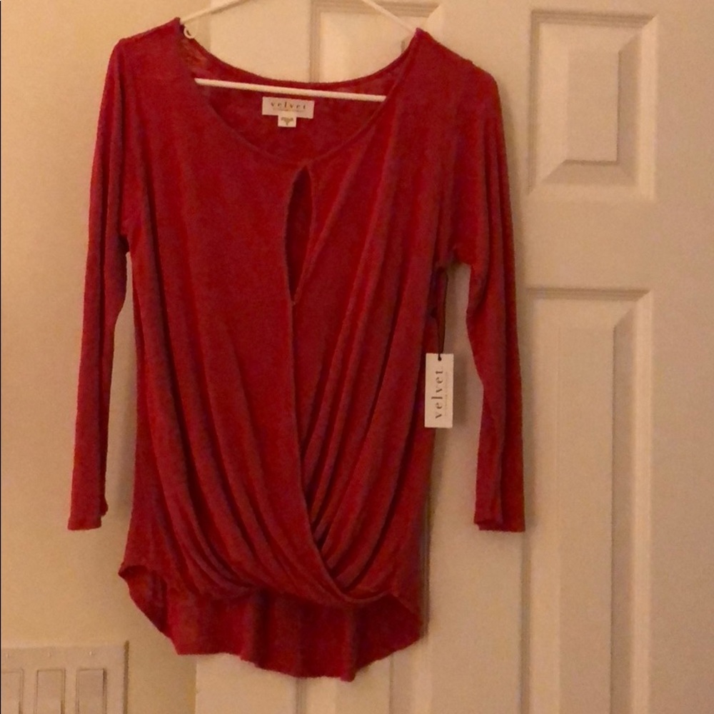Velvet by graham and Spencer red keyhole top NWT